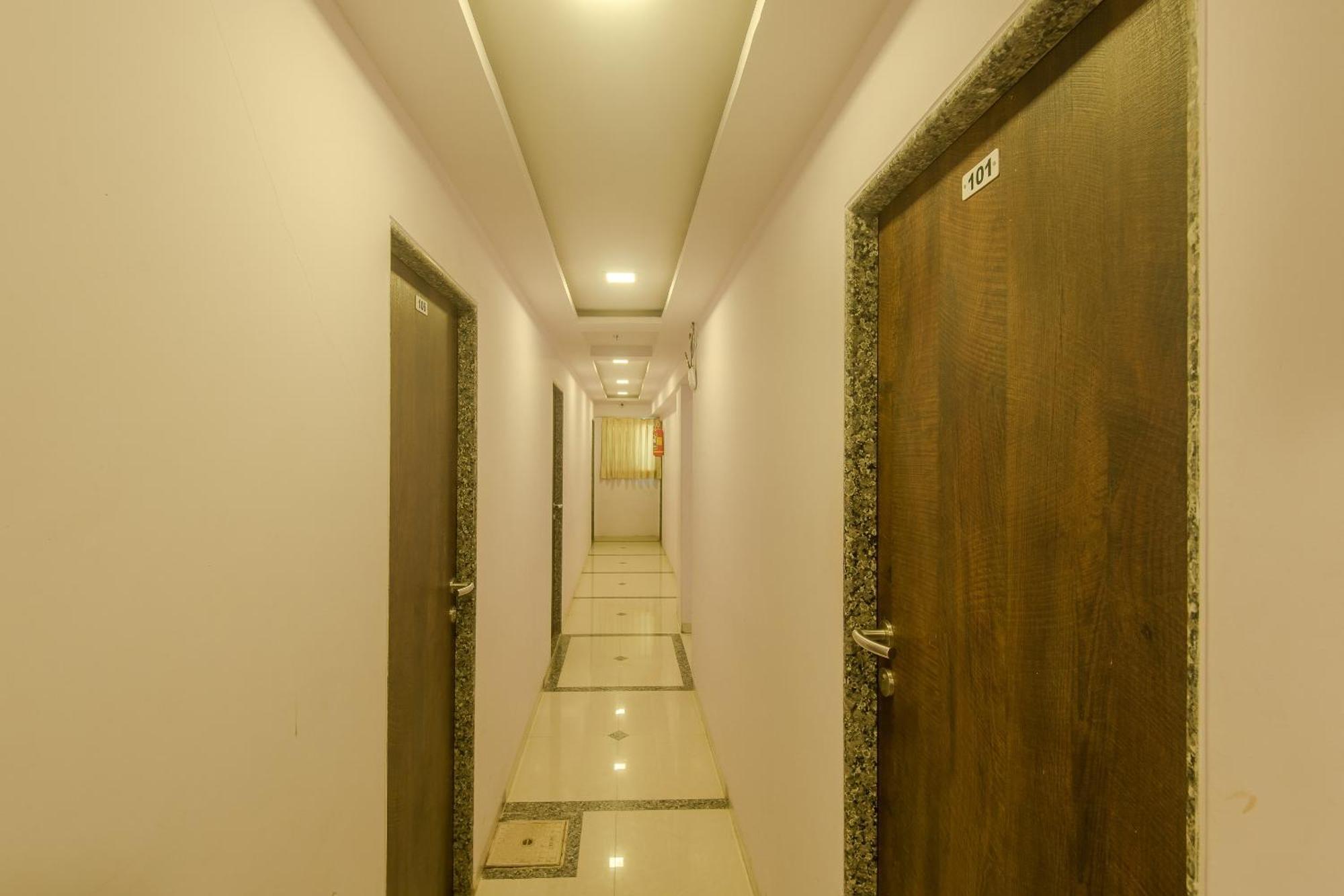 Hotel O Stayland Mumbai Exteriör bild